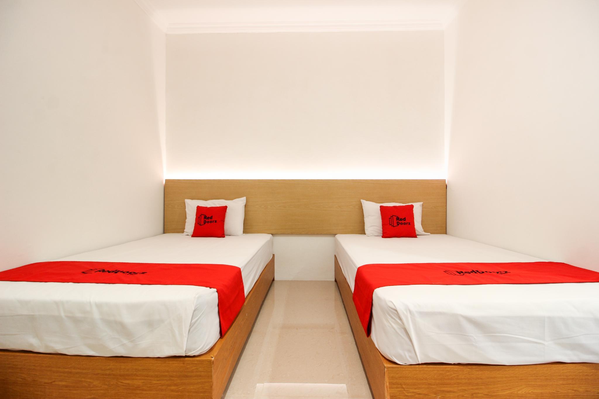 Reddoorz Plus Near Universitas Sumatera Utara Medan Kültér fotó